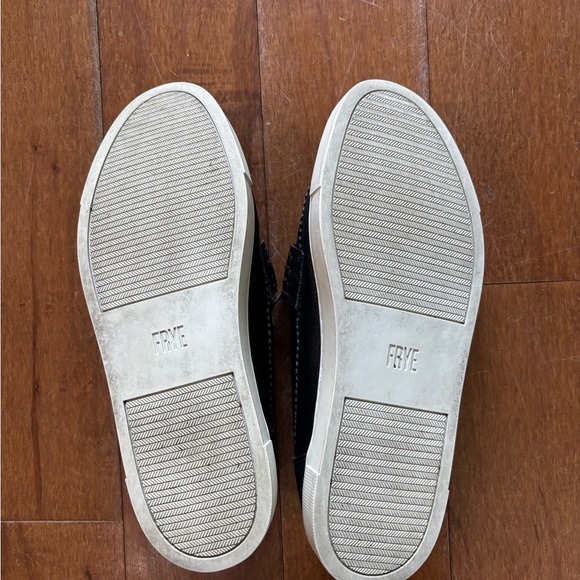 Frye Women’s Black Leather Slip-On Loafers - Picture 6 of 7